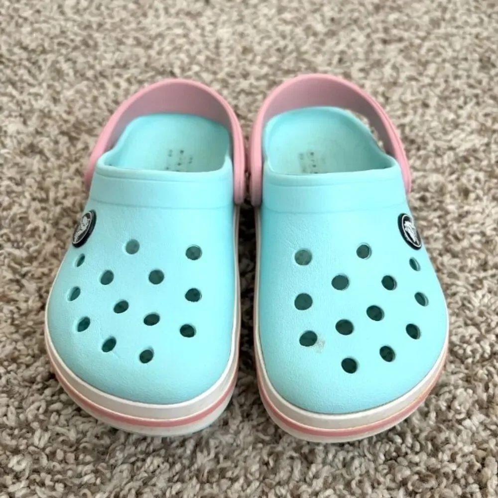 CROCS turquoise pink